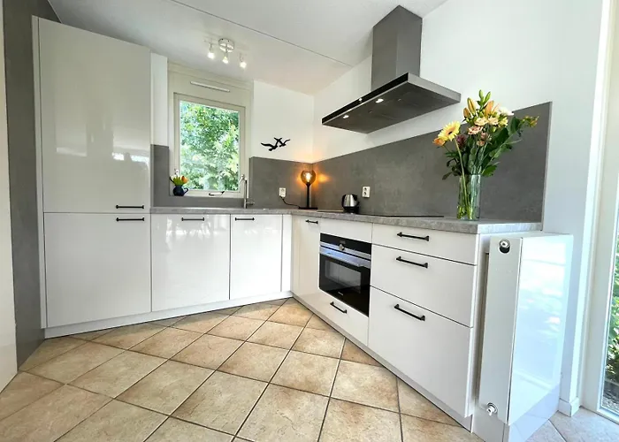 Dom wakacyjny Zon Op De Wielen By Droomvilla Sint Maarten